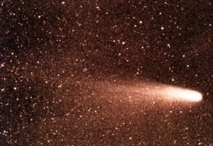 O cometa Halley passa pelo sistema solar a cada 76 anos