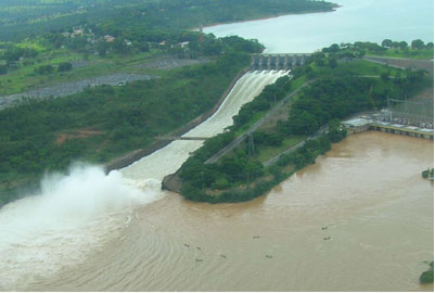 Usina hidrelétrica de Três Marias no Rio São Francisco