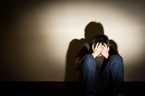 Jogo Baleia Azul incentiva o suicídio em jovens com depressão