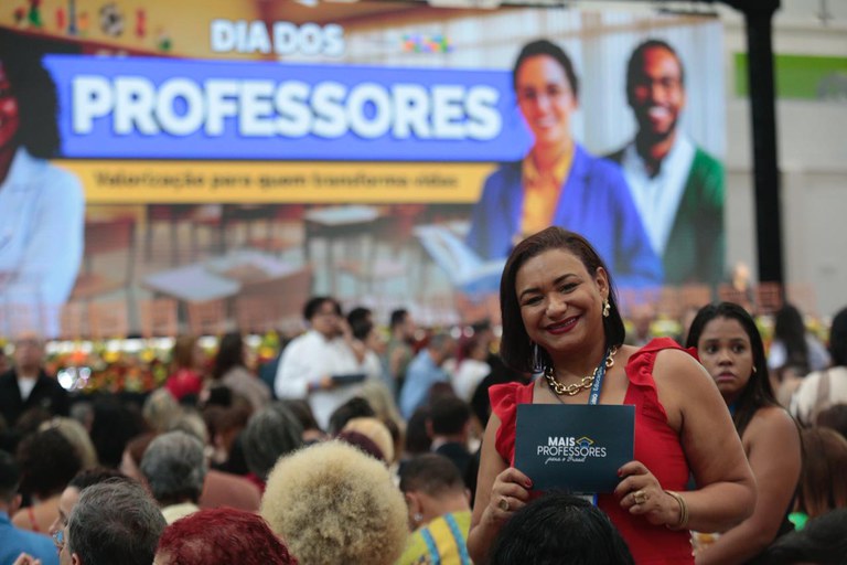 Professora em evento do MEC