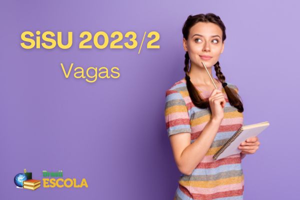 Estudante com trança no cabelo segurando bloco de notas. Na imagem, está escrito: SiSU 2023/2