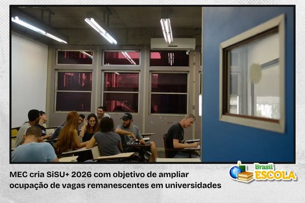 Estudantes em sala de aula de universidade