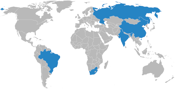 Mapa-múndi com países destacados em azul em um exercício sobre o Brics.