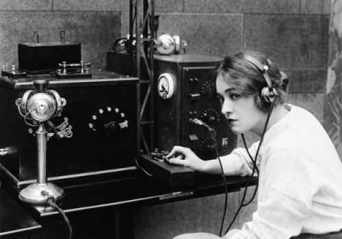 Uma das importantes inovações desse período foi o rádio.
