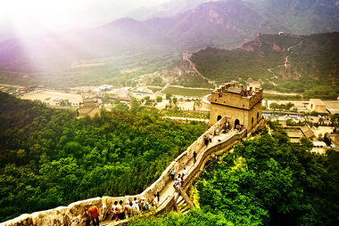 Muralha da China, a maior obra arquitetônica feita pelo homem, um ponto turístico muito visitado da China