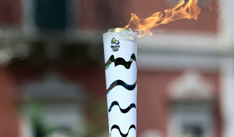 Tocha Olímpica Rio 2016 Cada abertura da tocha olímpica representa uma paisagem do Rio de Janeiro