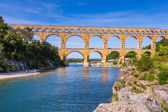 Aqueduto romano construído no século I