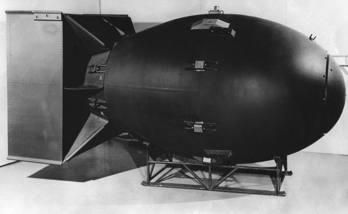 Fat man era o nome da ogiva lançada sobre a cidade de Nagasaki, no Japão.