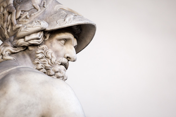 Escultura romana de Menelau em alusão ao classicismo.