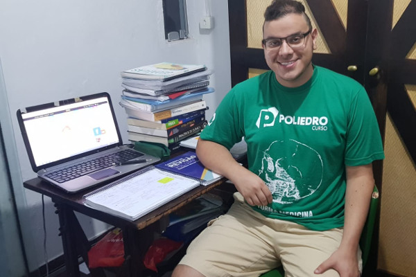 Lucas Rios quer trabalhar com T.I e vai tentar vaga na UFMG