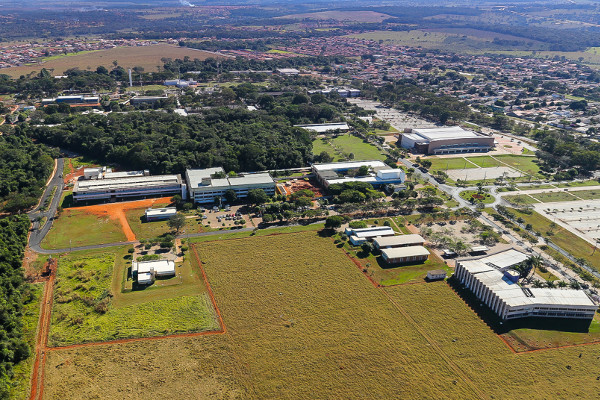 Vista aérea do Campus Samambaia, da UFG